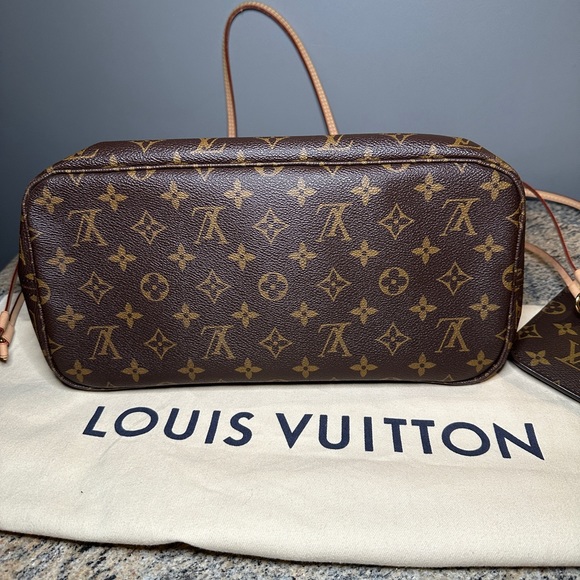 Louis Vuitton Neverfull MM Monogram/Cherry - Picture 2 of 9